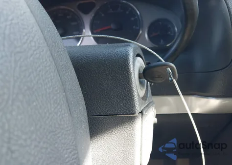 2006 Pontiac Montana Sv6 z USA, uszkodzony, nr VIN 1GMDV33L06D246957